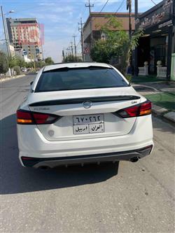 نیسان ئەلتیما
